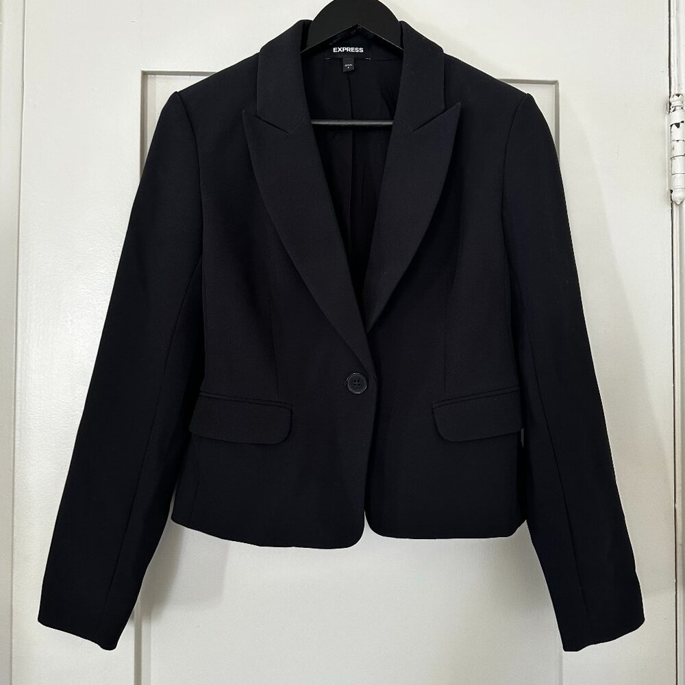 Express Cropped Black Blazer - image 1